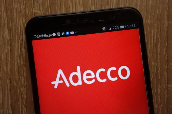Llama a Adecco